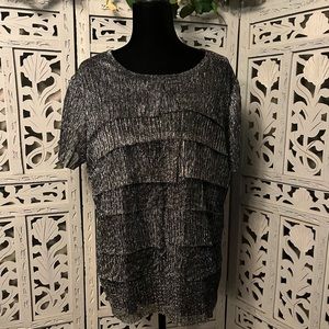 ALFRED DUNNER CLASSY BLACK & SILVER GLITTERY WITH LAYERS SHORT SLEEVE PLUS TOP